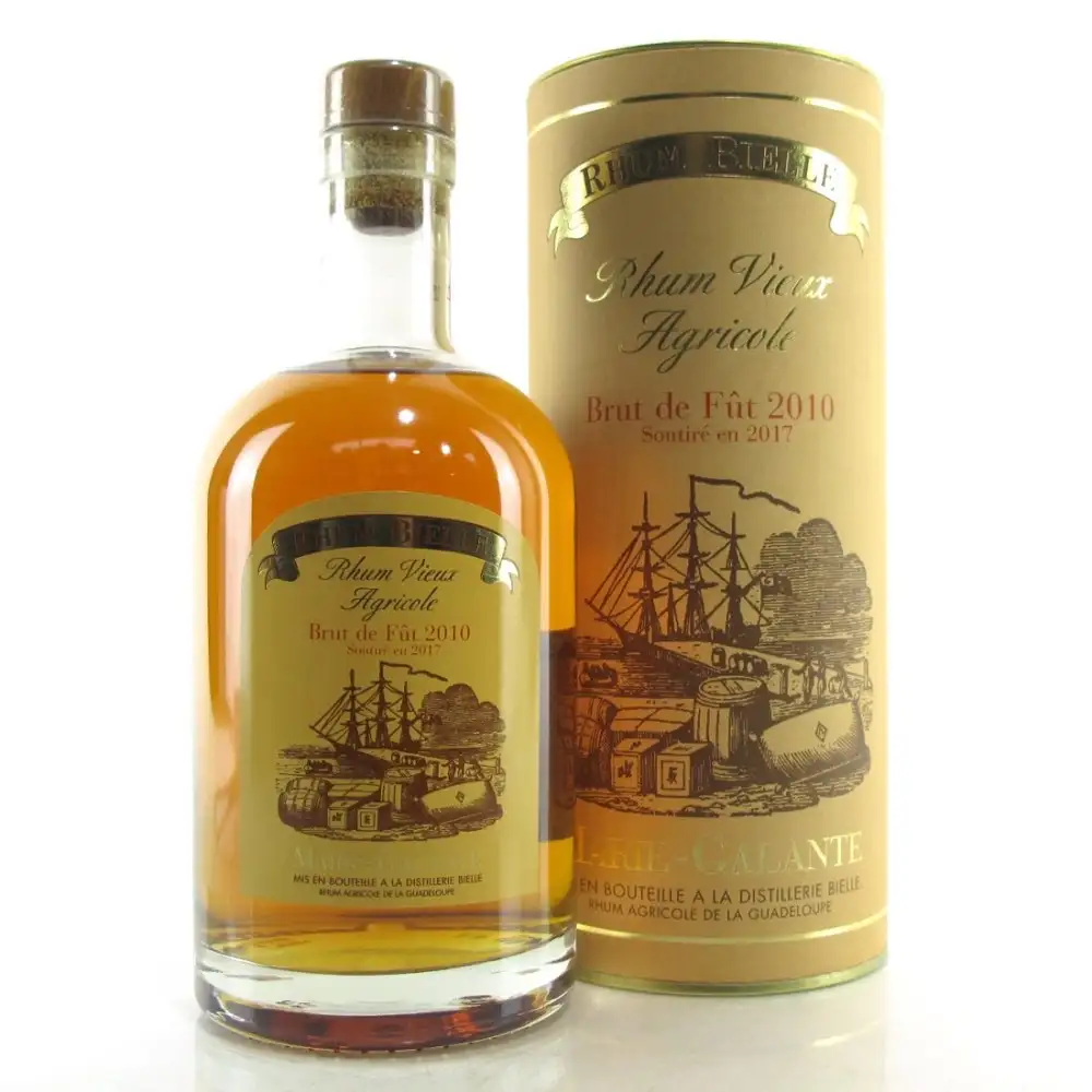 Image of the front of the bottle of the rum 2010