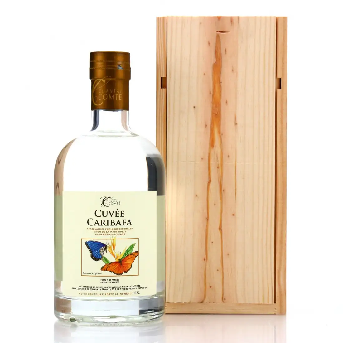 Image of the front of the bottle of the rum Cuvée Caribaea
