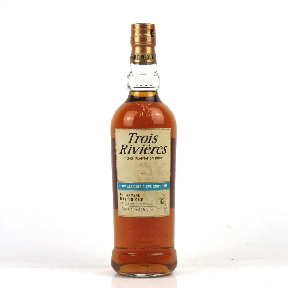 Image of the front of the bottle of the rum Rhum Ambré Eleve Sous Bois