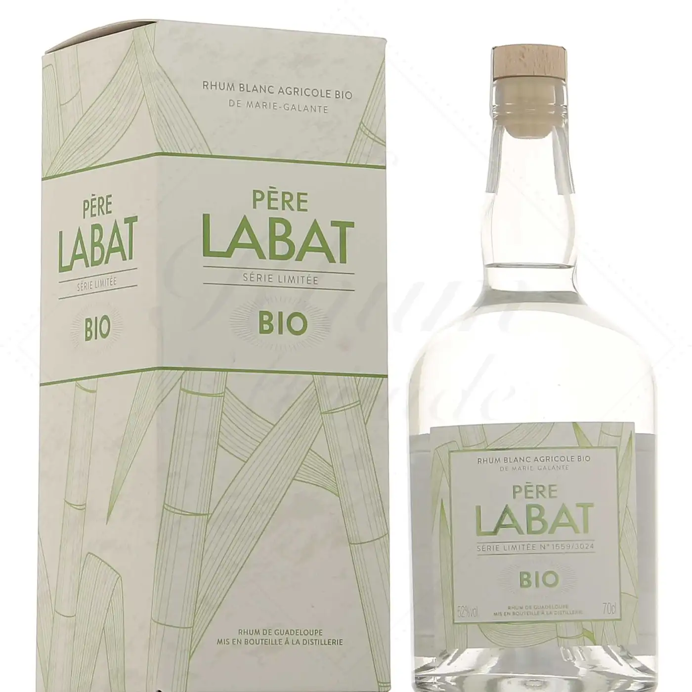 Image of the front of the bottle of the rum Père Labat BIO