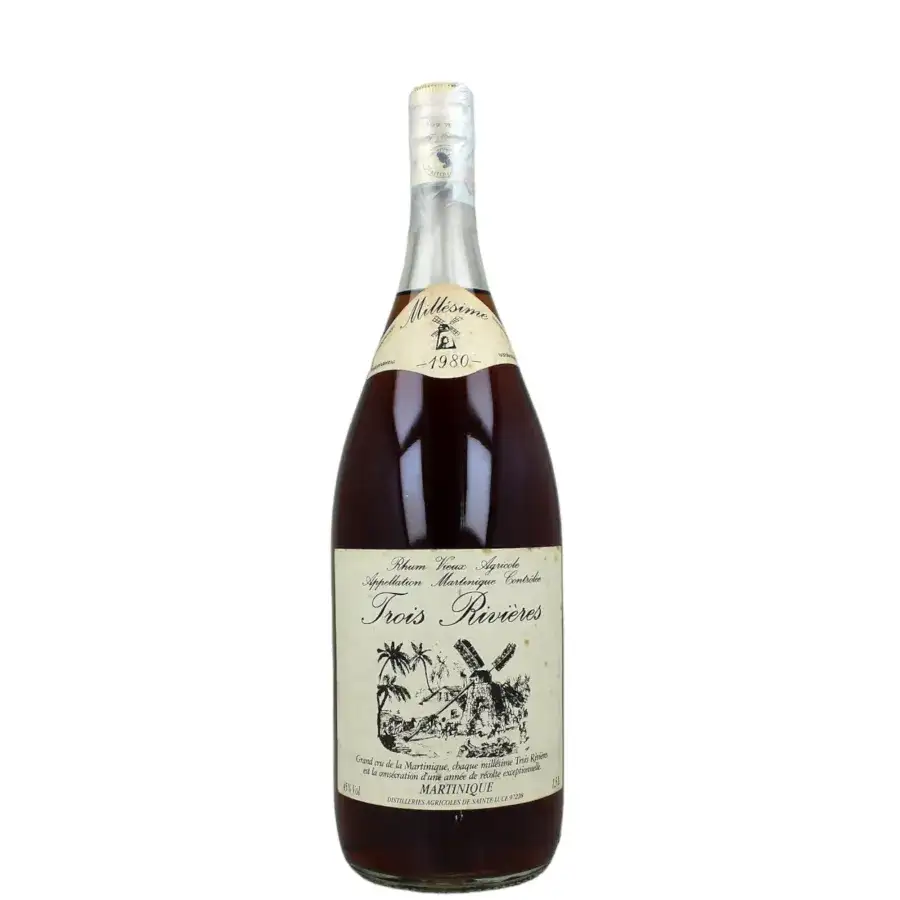 High resolution image of the bottle
