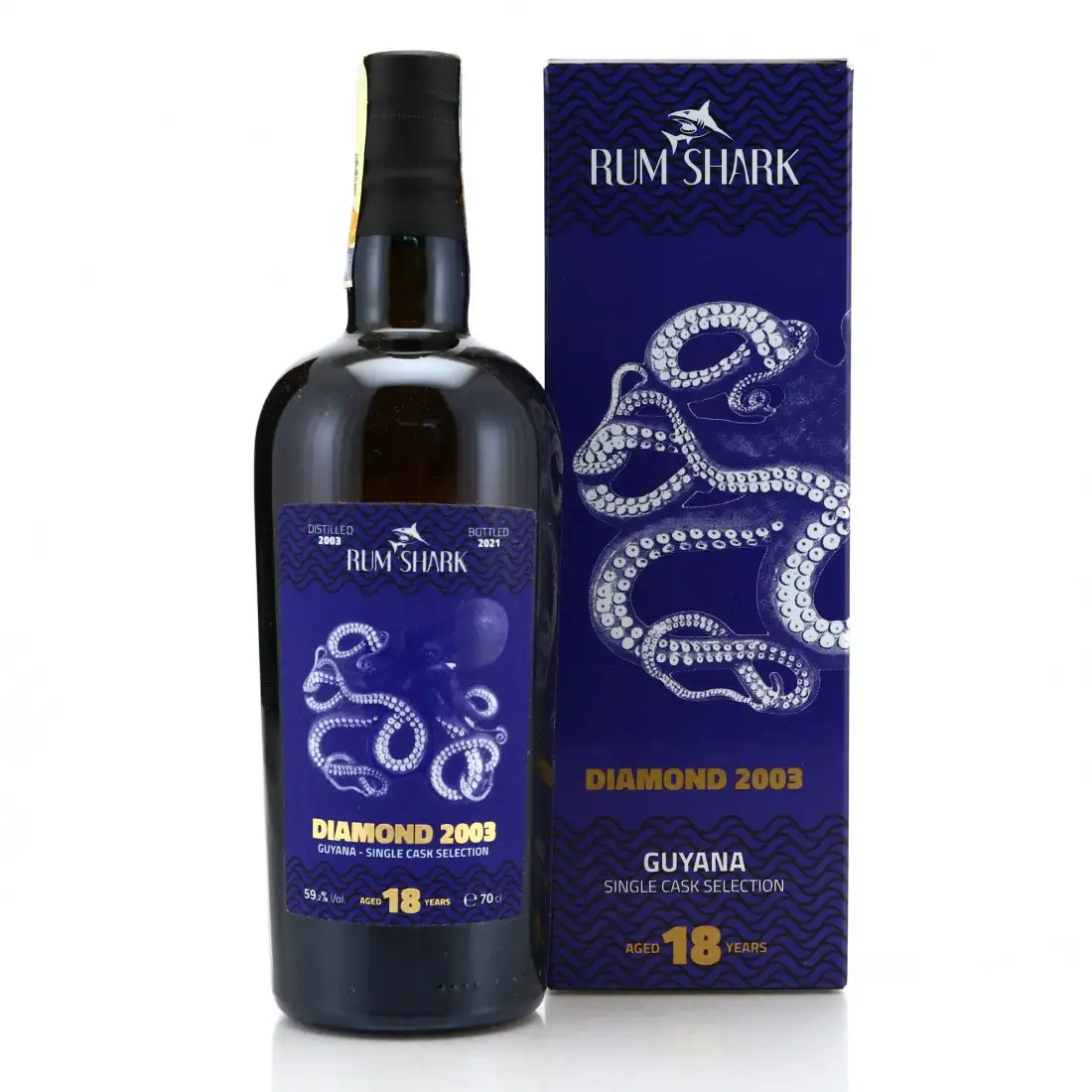 Image of the front of the bottle of the rum 2003