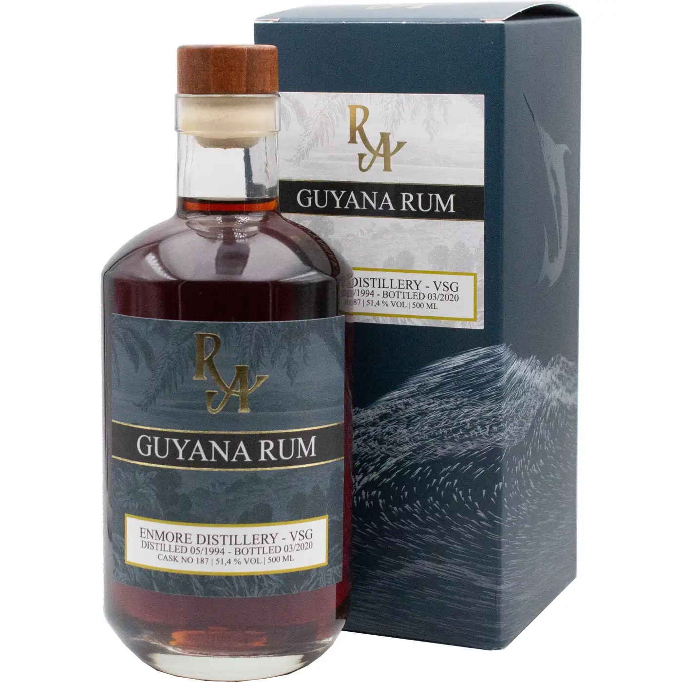 Image of the front of the bottle of the rum Rum Artesanal Guyana Rum REV