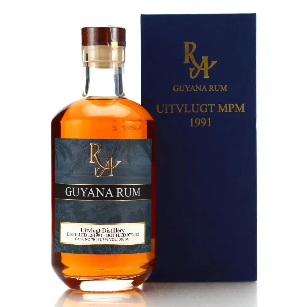 Image of the front of the bottle of the rum Rum Artesanal Guyana