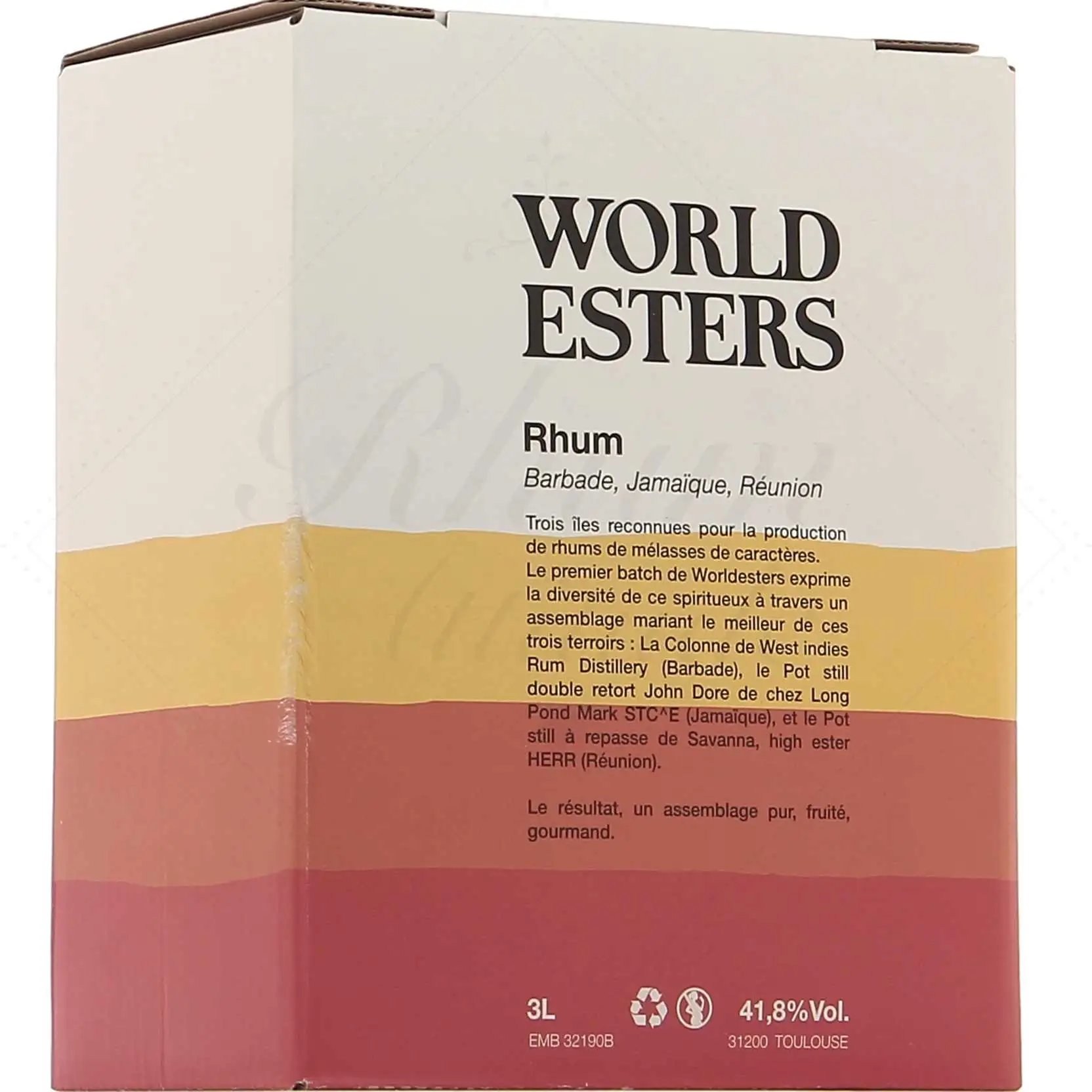 Image of the front of the bottle of the rumWorld Esters Rhum