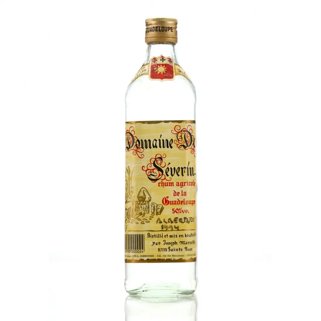 High resolution image of the bottle