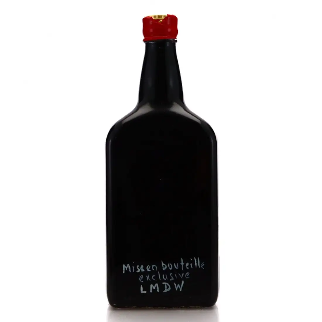 High resolution image of the bottle