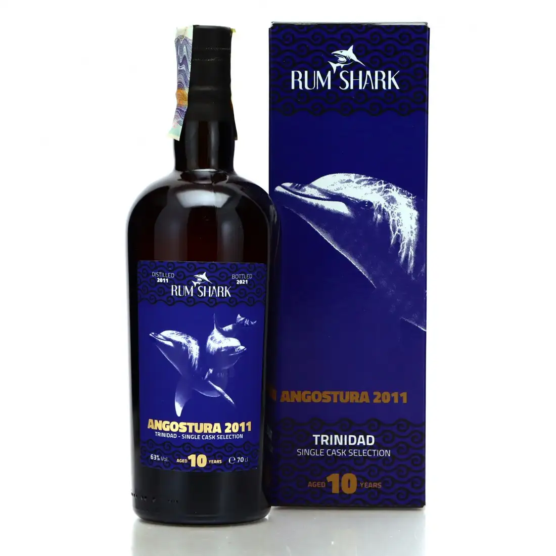 Image of the front of the bottle of the rum Angostura