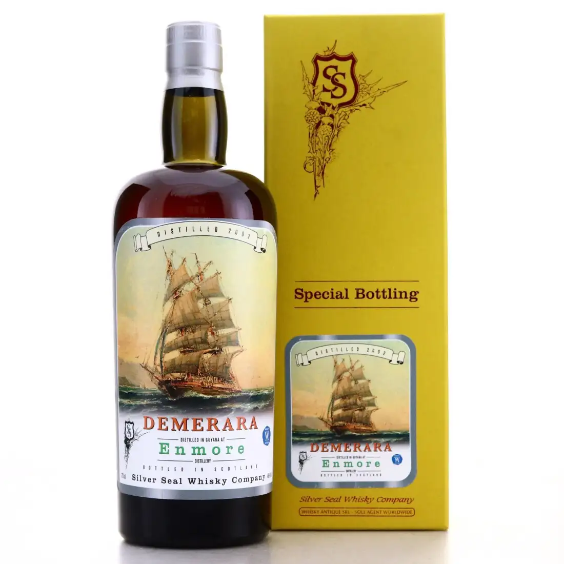 Image of the front of the bottle of the rum Demerara