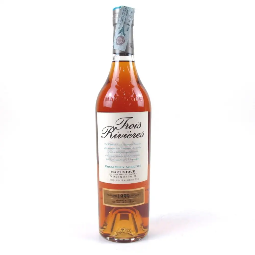 Image of the front of the bottle of the rum 1999