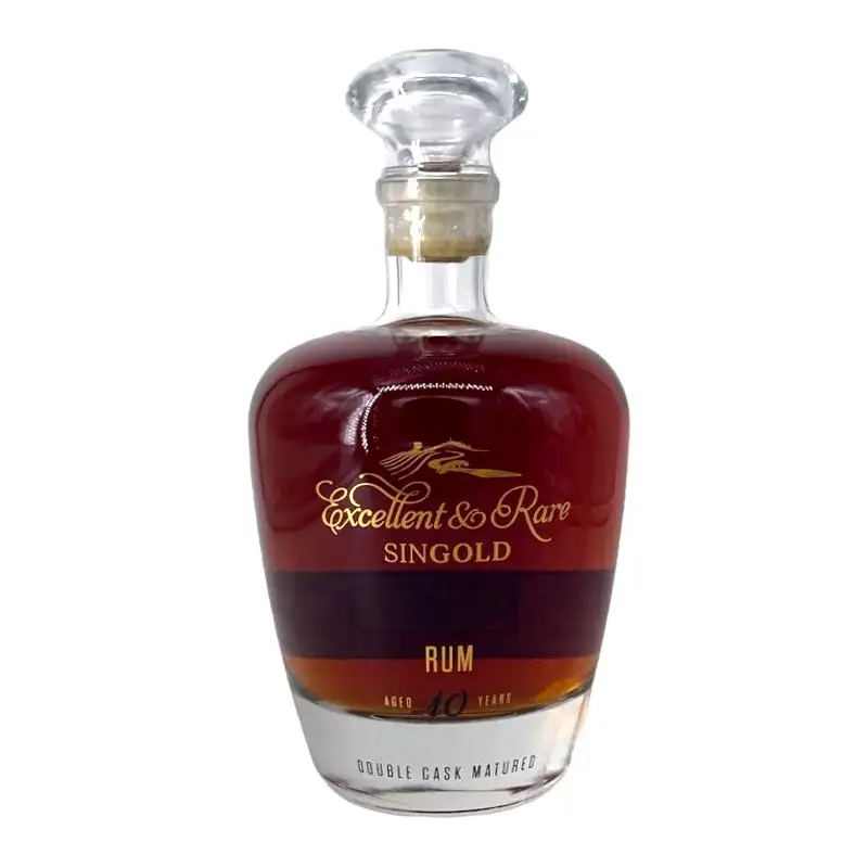 Image of the front of the bottle of the rumSingold Black Edition