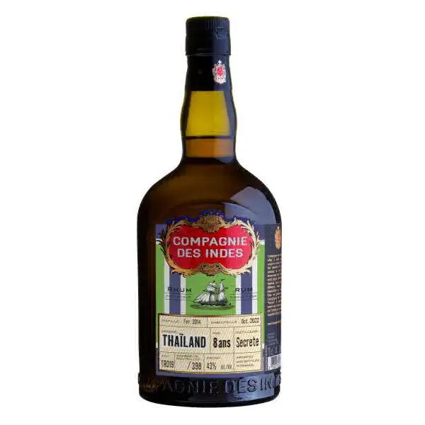 Image of the front of the bottle of the rum Thailand