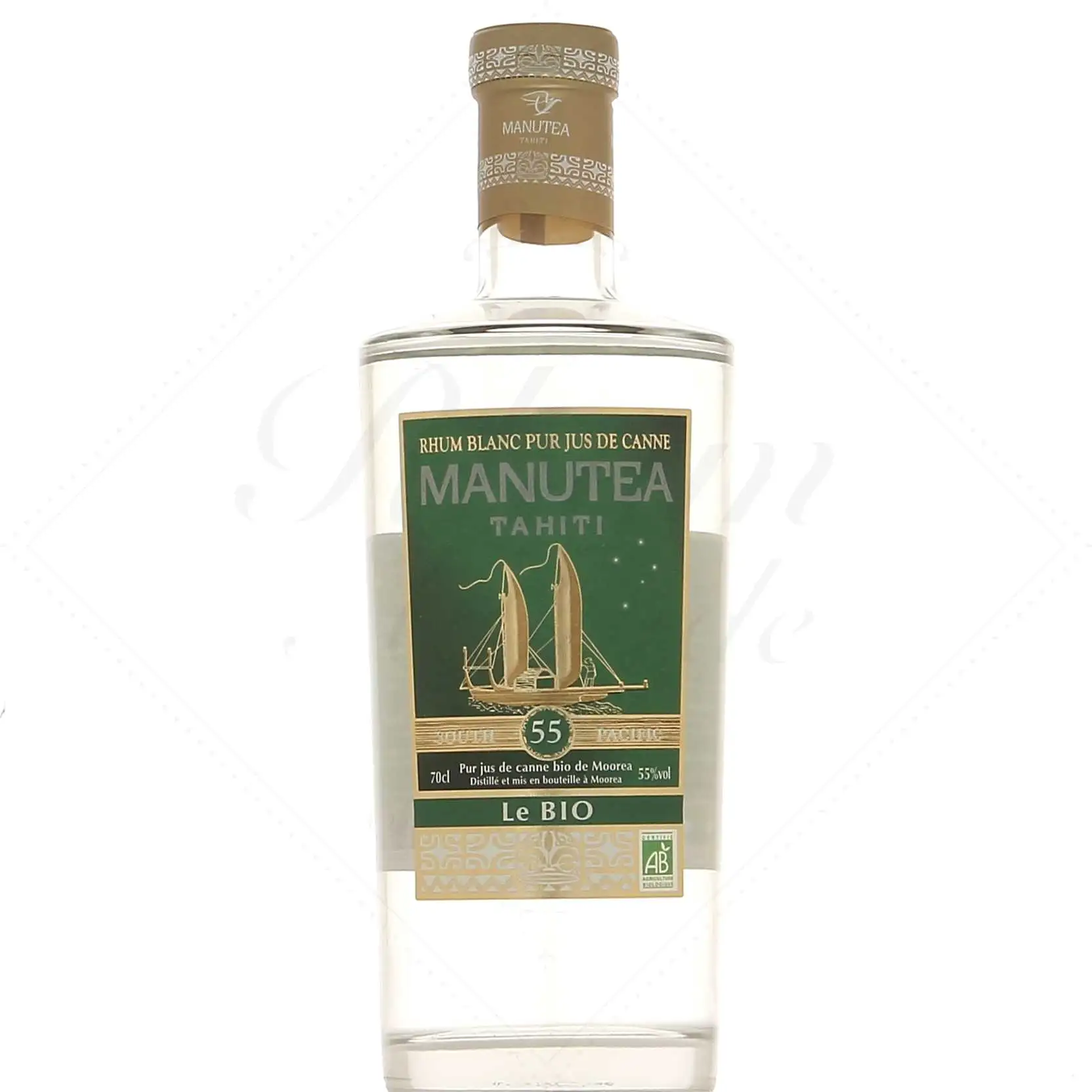 Image of the front of the bottle of the rum Le Bio