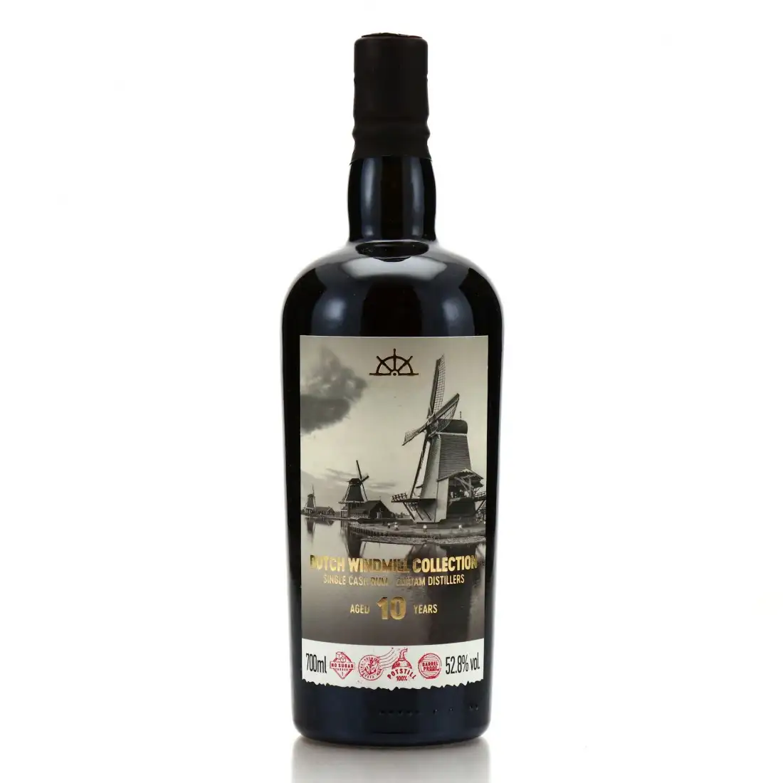 Image of the front of the bottle of the rum FRC Dutch Windmill Collection (De Gekroonde Poelenburg)