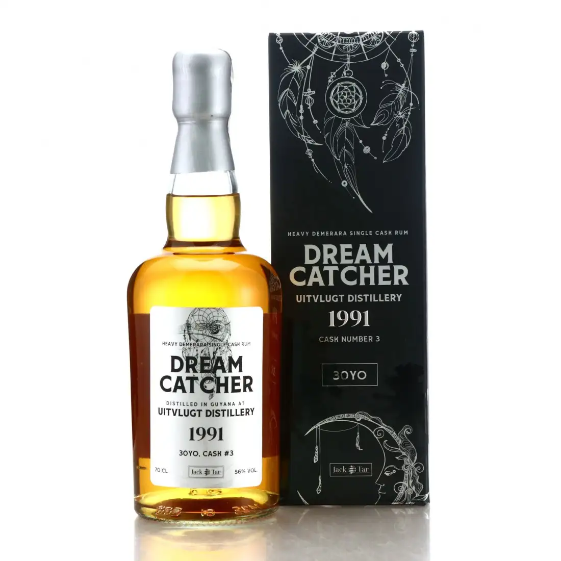 Image of the front of the bottle of the rumDream Catcher