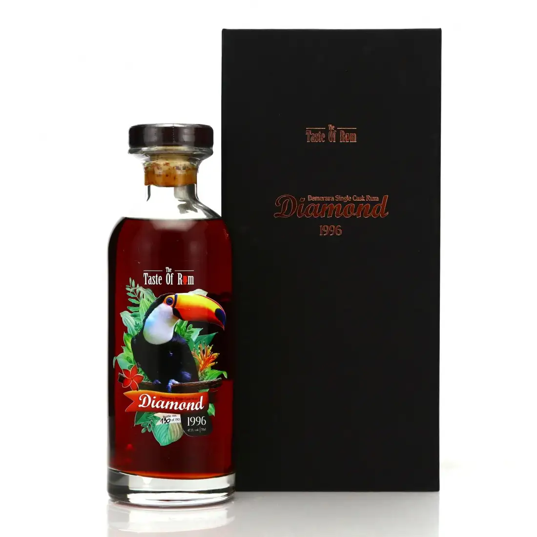 Image of the front of the bottle of the rum Demerara Single Cask Rum SVC