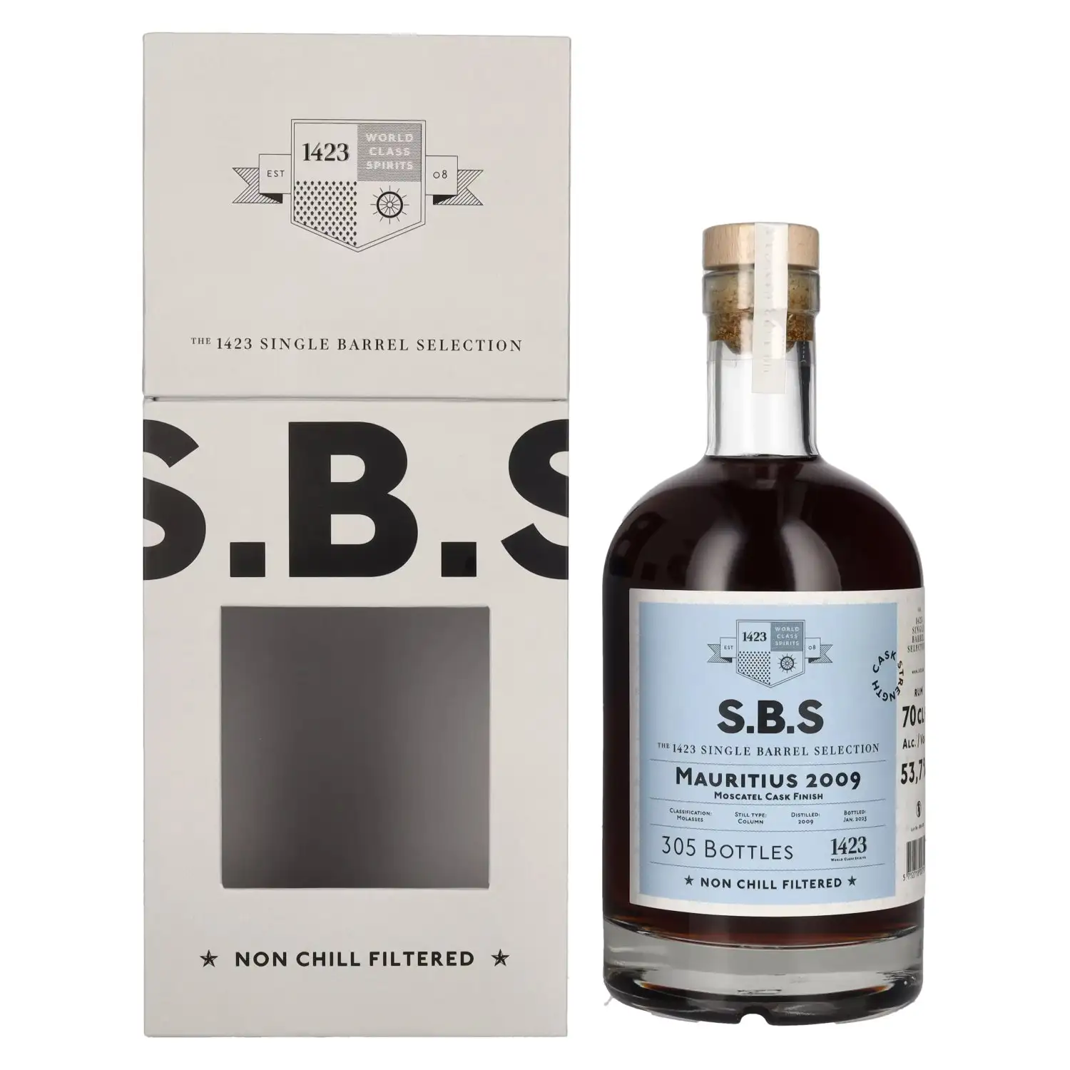 Image of the front of the bottle of the rum S.B.S Mauritius 2009