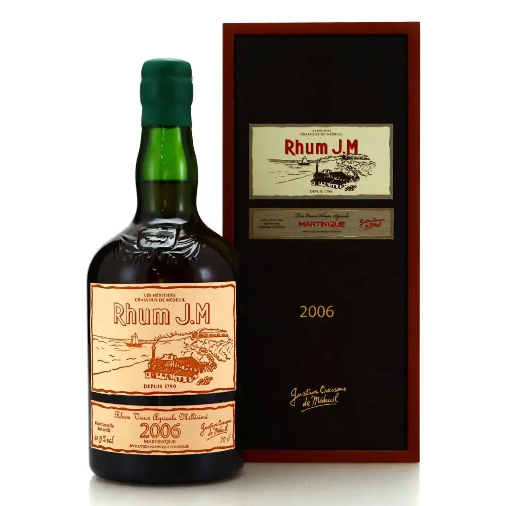 Image of the front of the bottle of the rum 2006