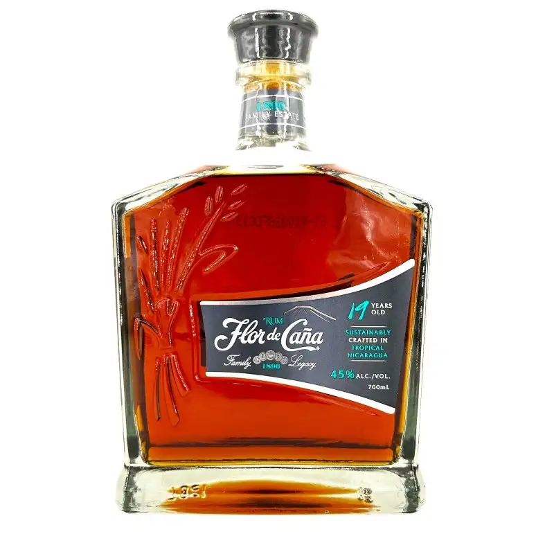 Image of the front of the bottle of the rum Flor de Caña Family Legacy (19 Years Old)