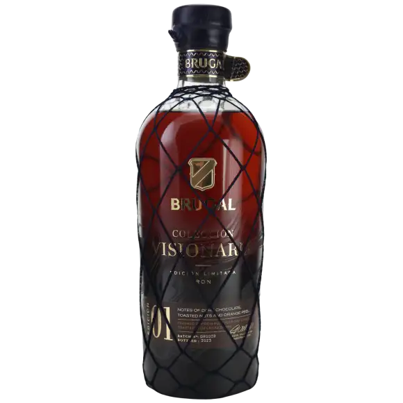 Image of the front of the bottle of the rumColeccion Visionaria