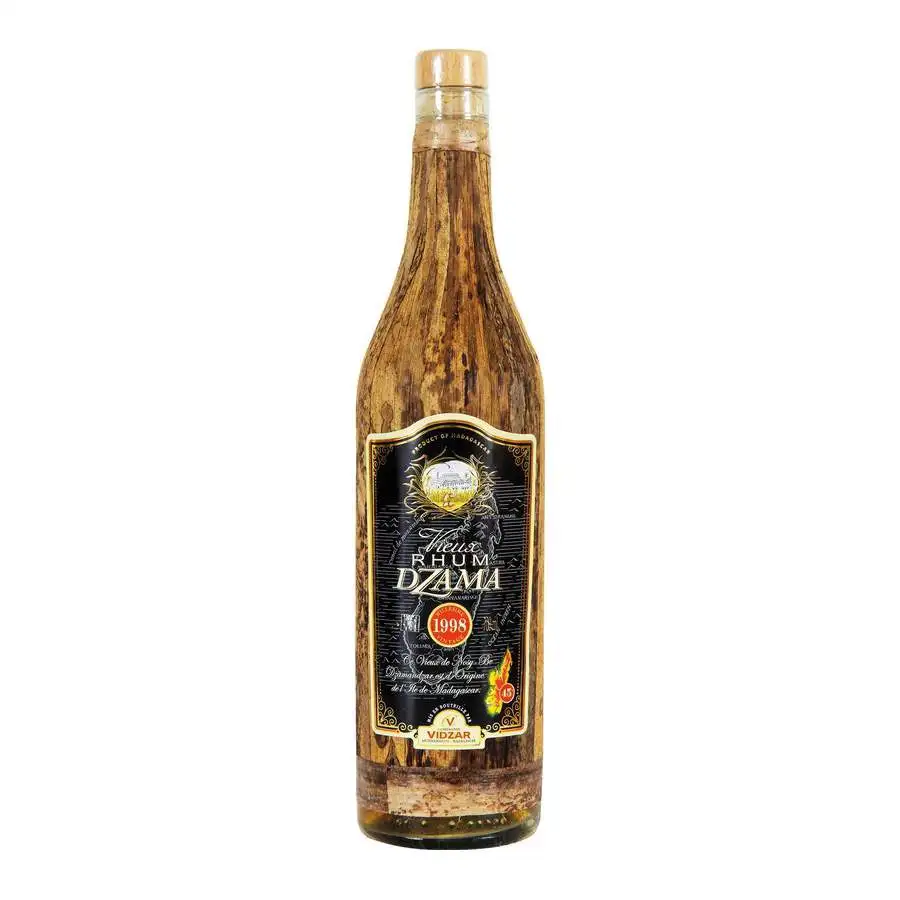 Image of the front of the bottle of the rum Vidzar