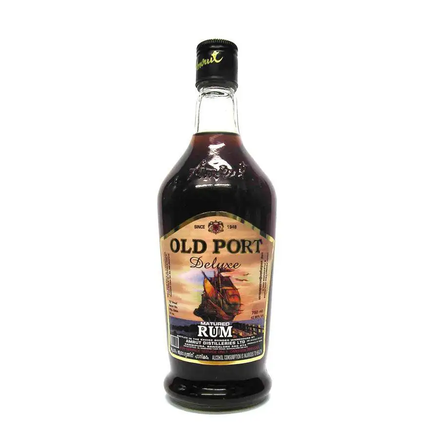 Image of the front of the bottle of the rum Old Port Deluxe