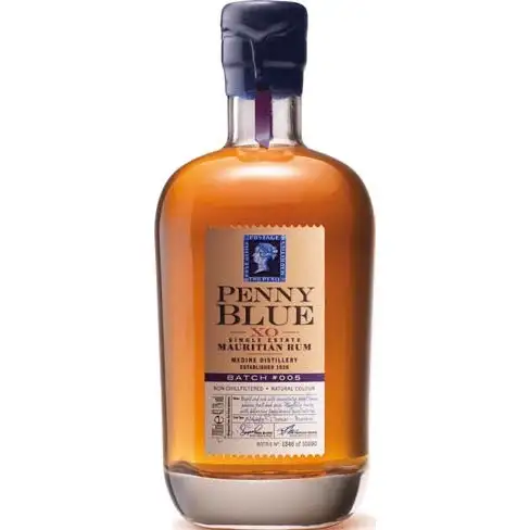 Image of the front of the bottle of the rum Penny Blue XO