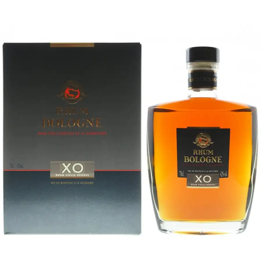 Image of the front of the bottle of the rum XO