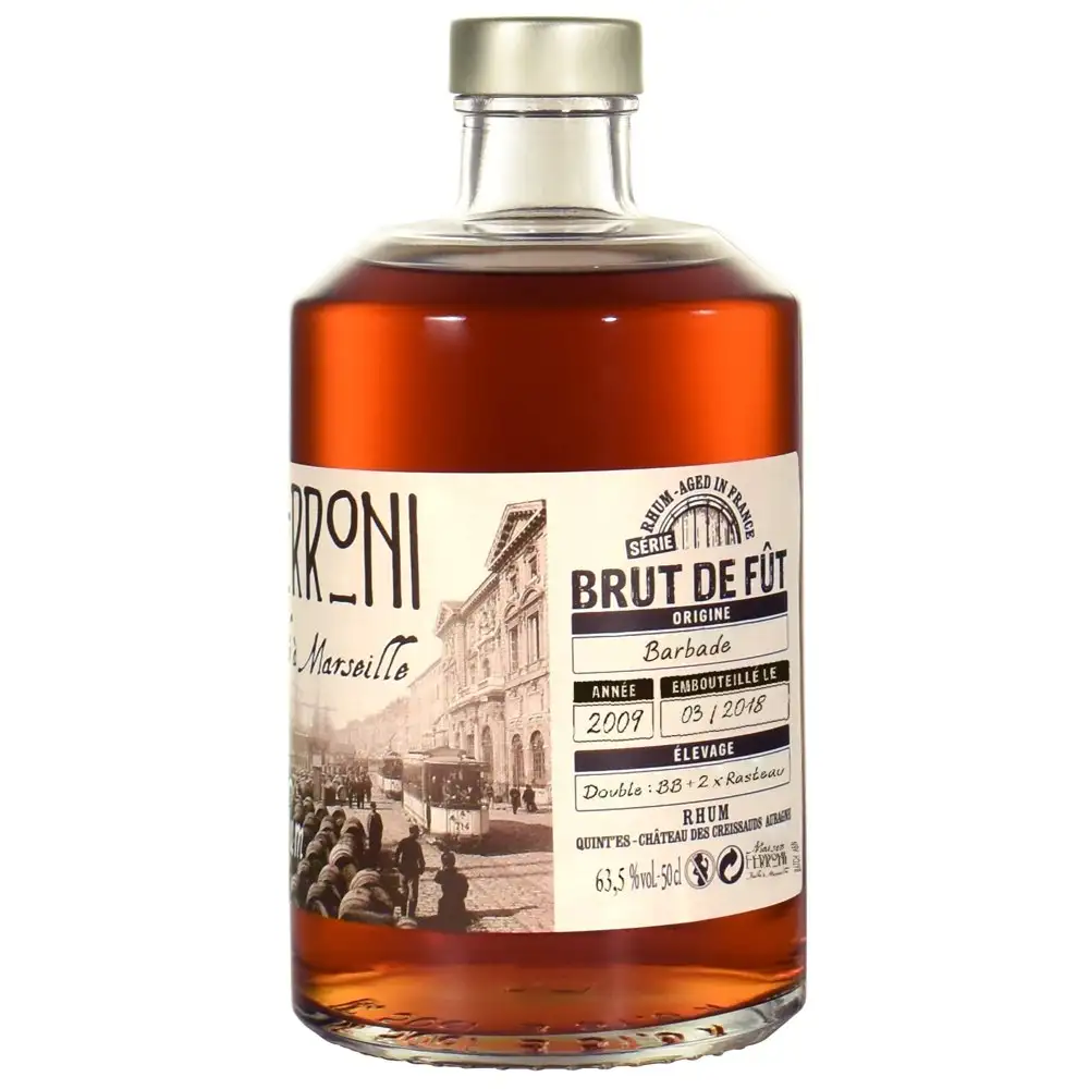 Image of the front of the bottle of the rum 2009