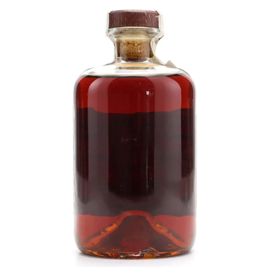 High resolution image of the bottle