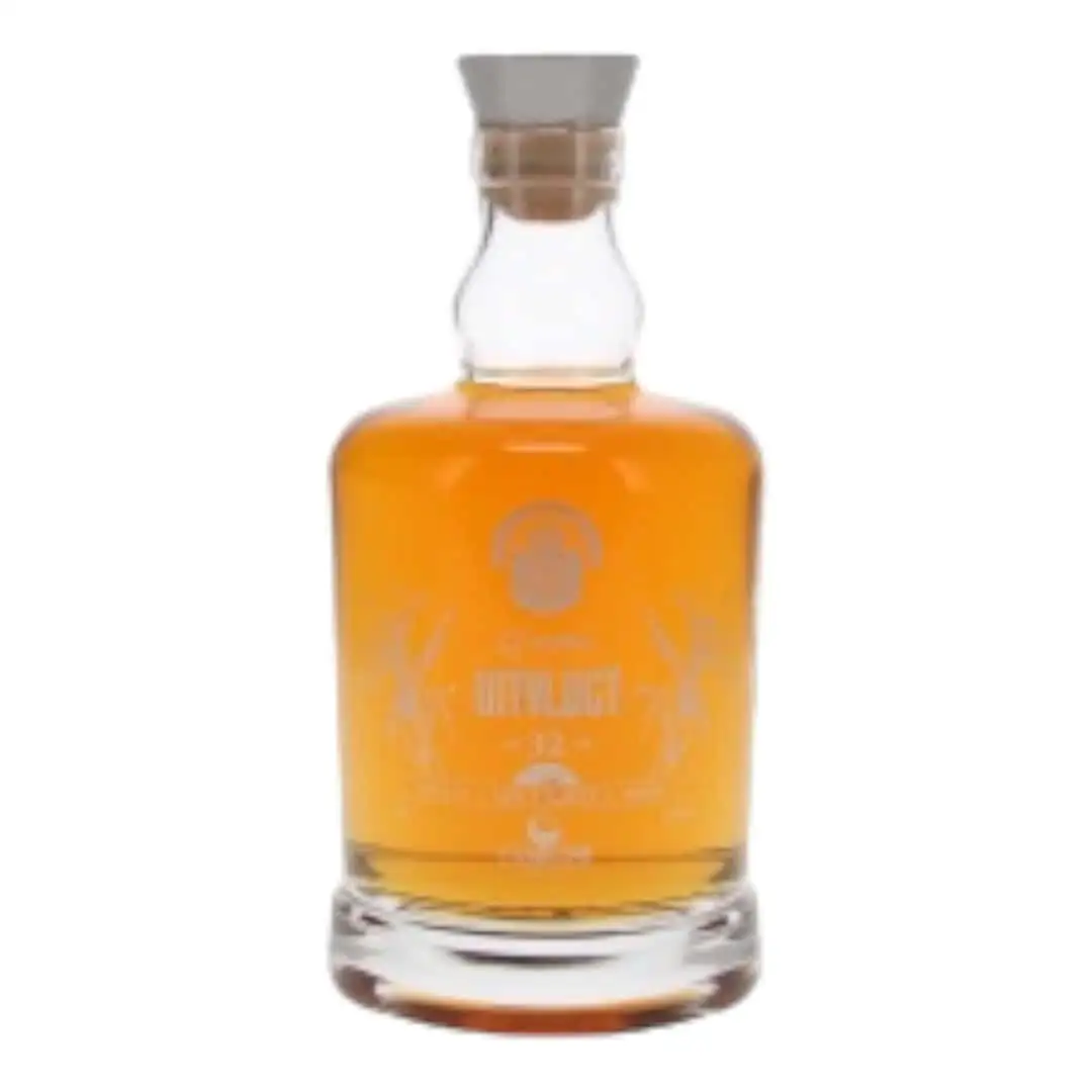 Image of the front of the bottle of the rumL’Exception