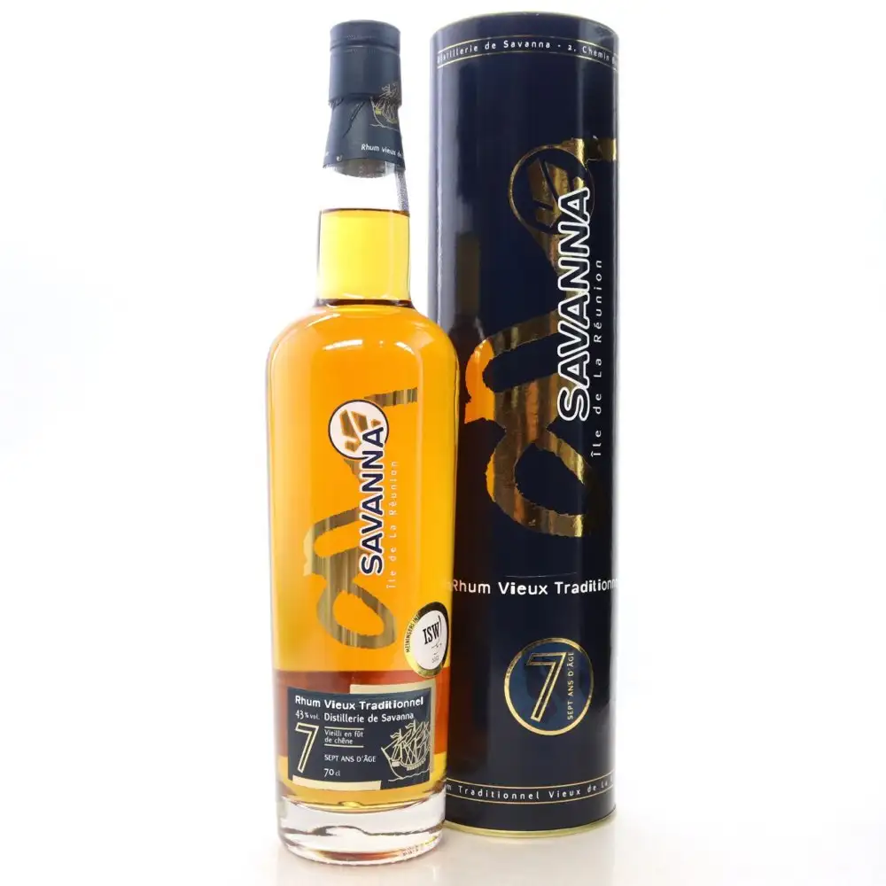 Image of the front of the bottle of the rumRhum Vieux Traditionnel