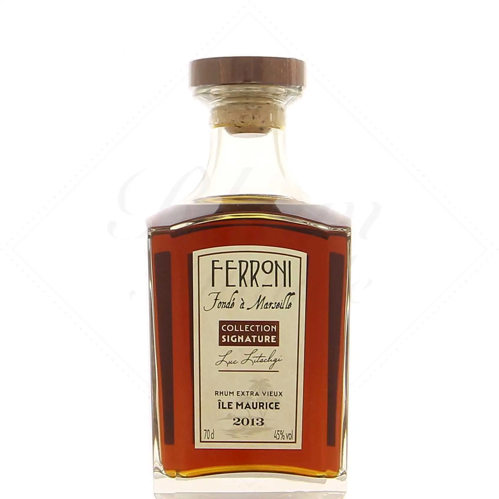 High resolution image of the bottle