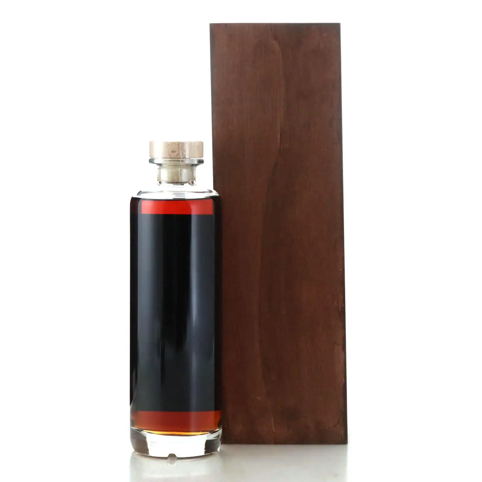 High resolution image of Carbonite Single Cask Rum 2005