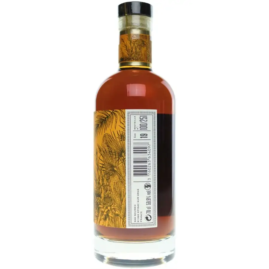 High resolution image of the bottle