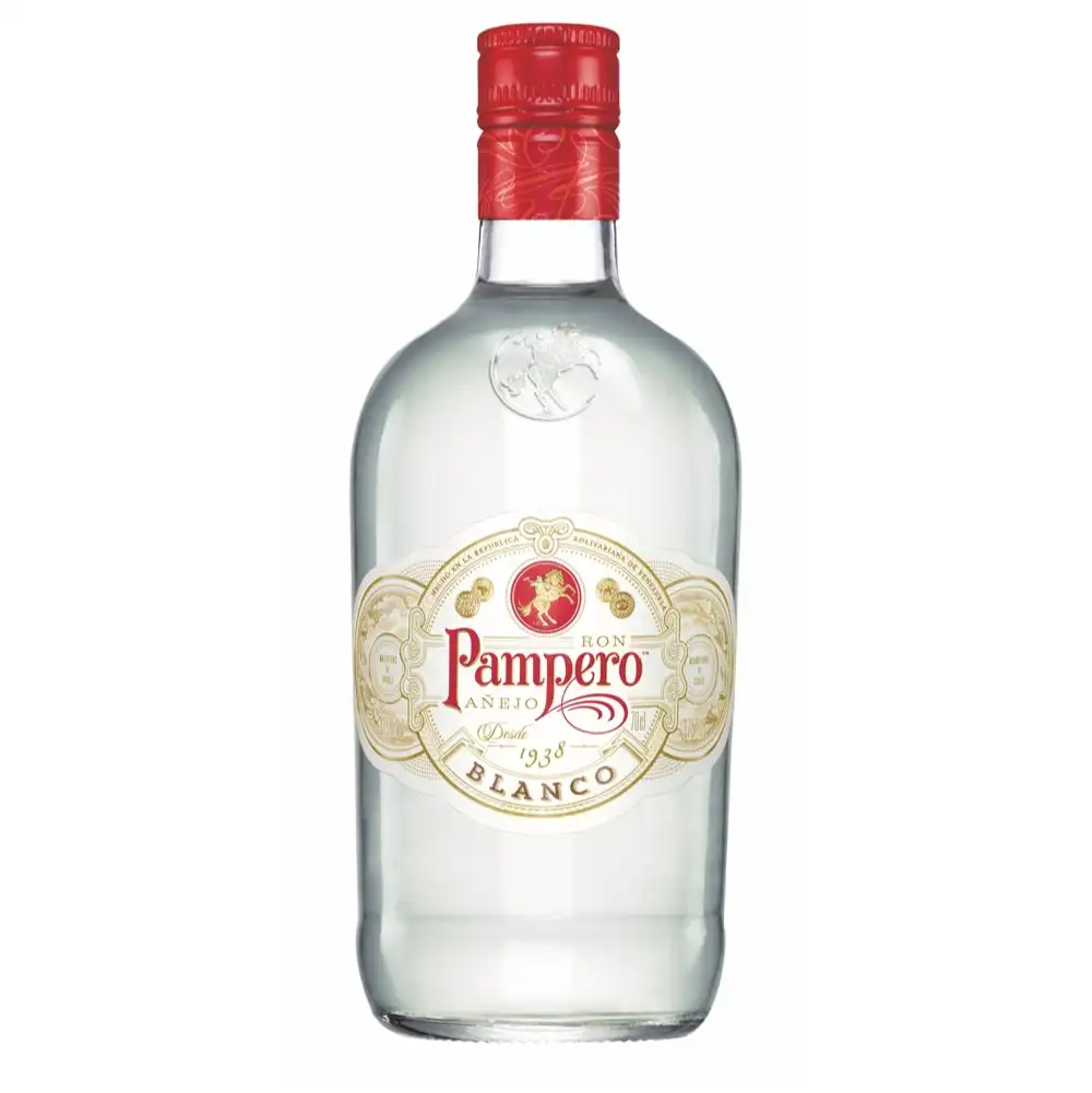 Image of the front of the bottle of the rum Pampero Blanco