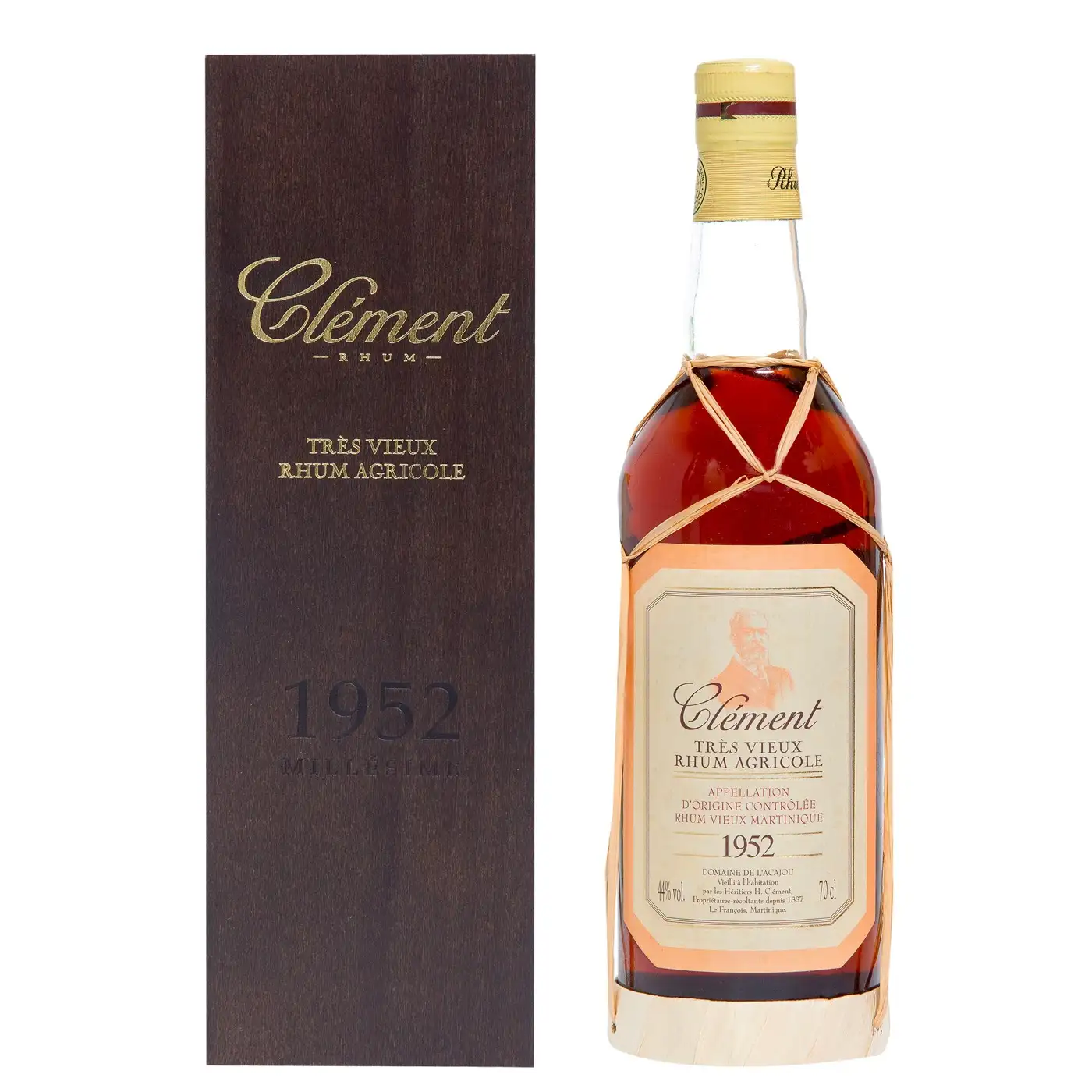 Rhum Clément distilled in 1970 Sold and shipped throughout Europe