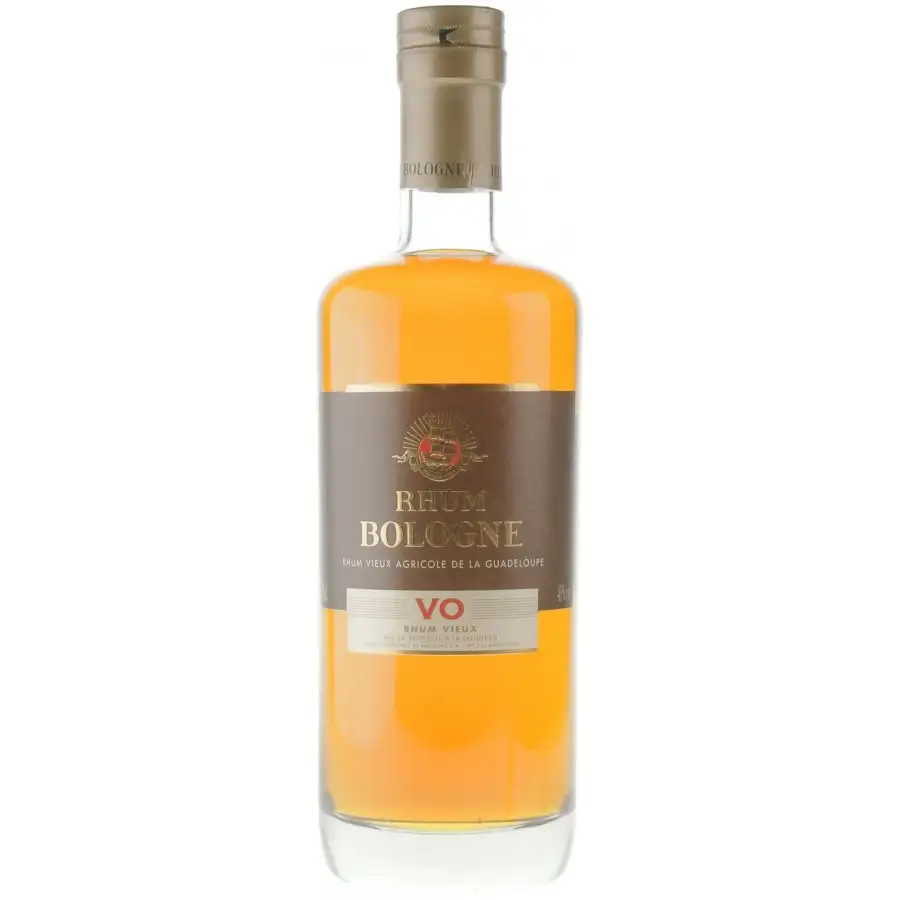 Image of the front of the bottle of the rum VO
