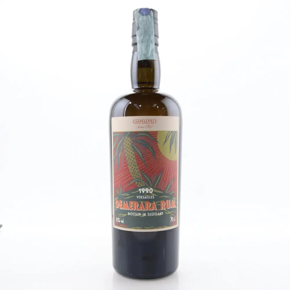 Image of the front of the bottle of the rum Demerara Rum