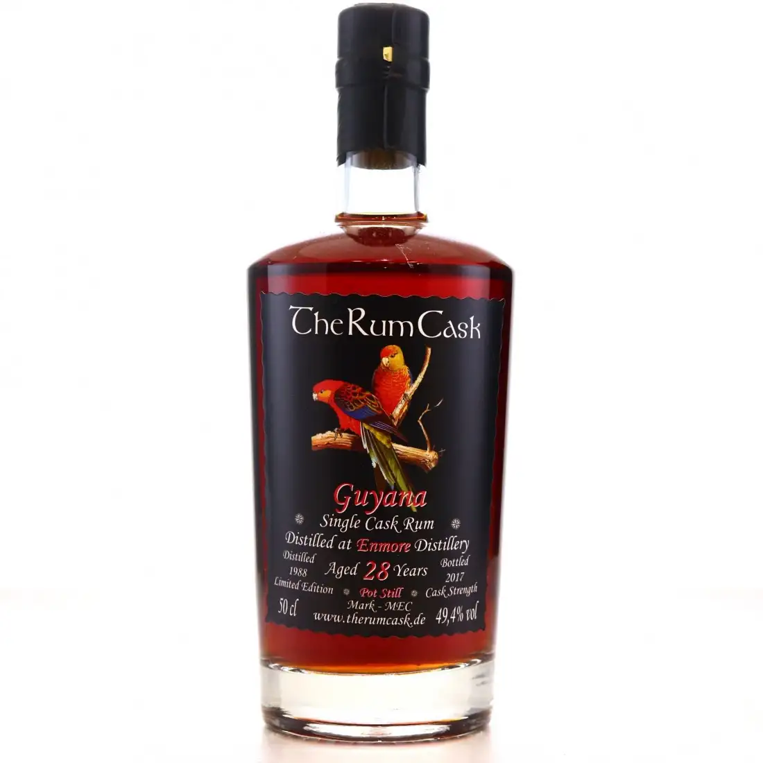 Image of the front of the bottle of the rum Guyana