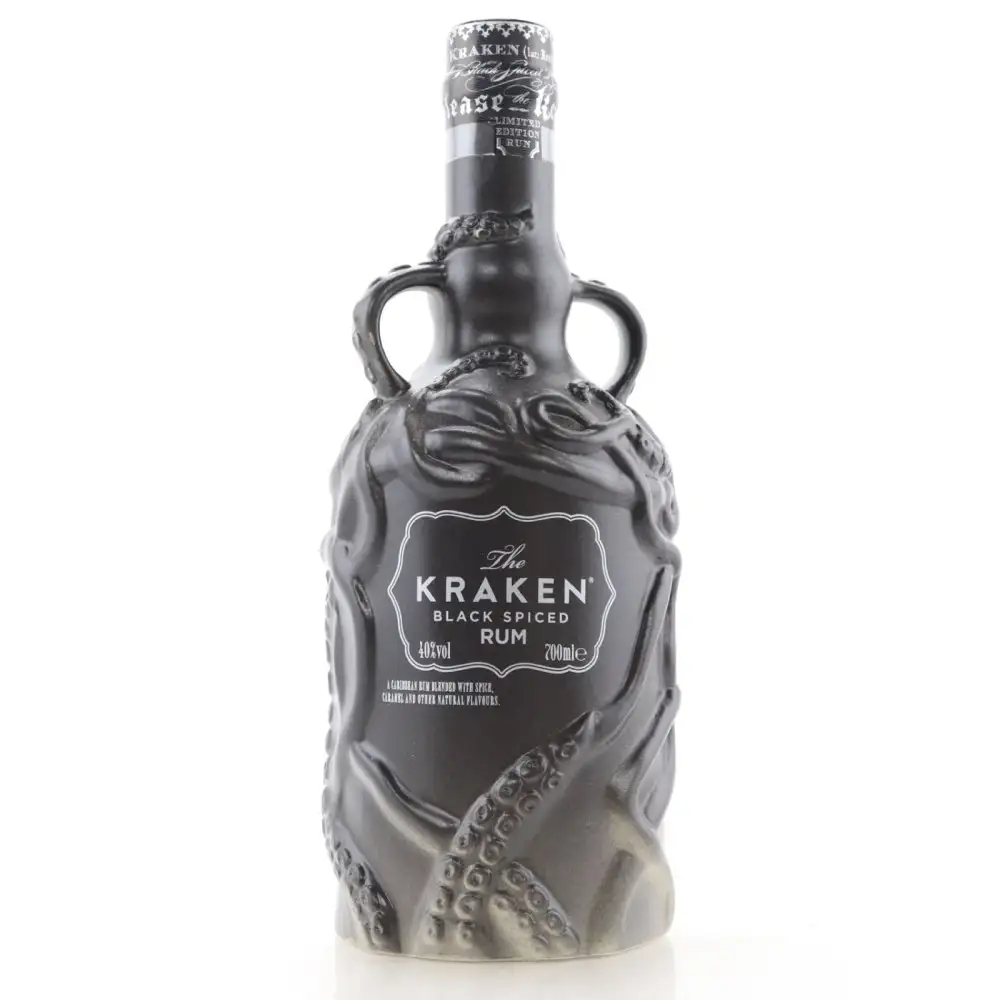 Image of the front of the bottle of the rum Black Spiced Rum Limited Edition Decanter Black