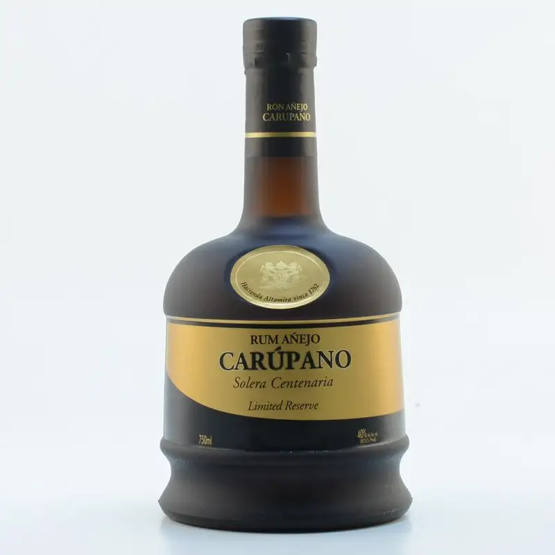 Image of the front of the bottle of the rum Solera Centenaria