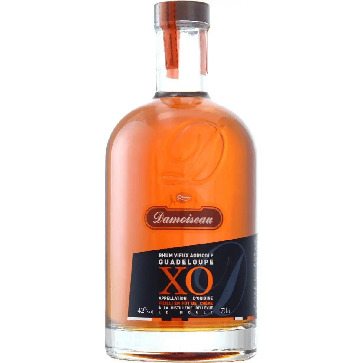 Image of the front of the bottle of the rum XO