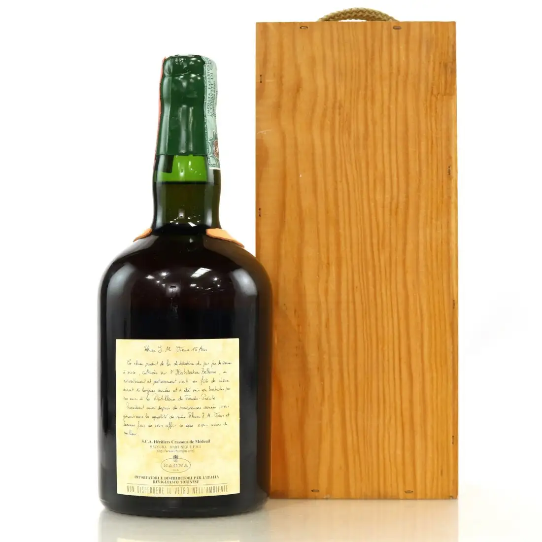 High resolution image of the bottle