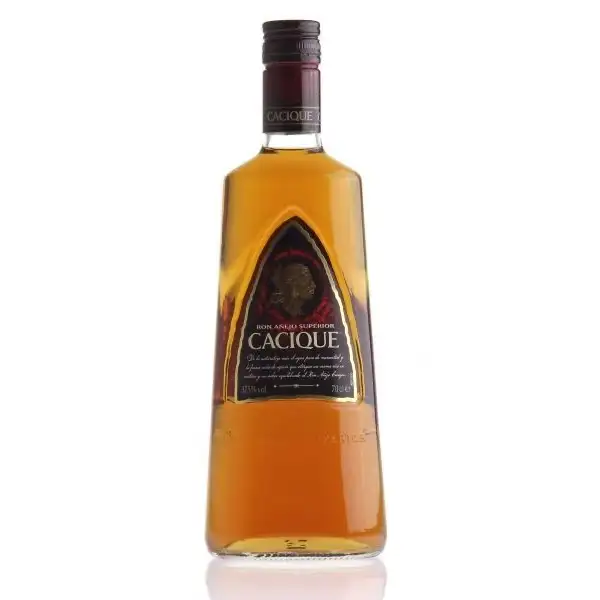 Image of the front of the bottle of the rum Cacique Anejo Superior