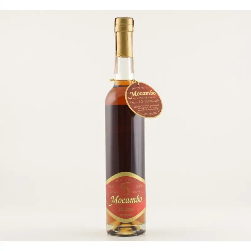 Image of the front of the bottle of the rum Mocambo 15 Años