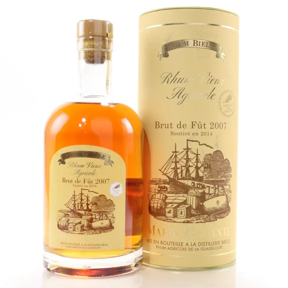 Image of the front of the bottle of the rum 2007