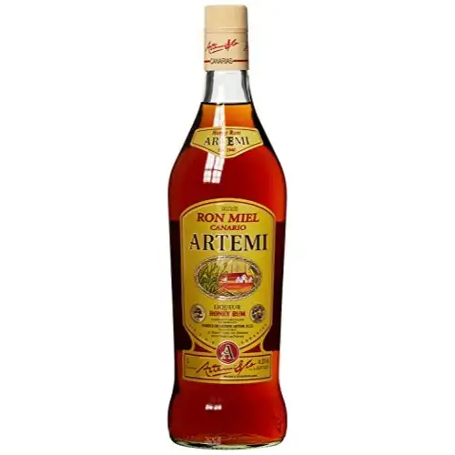 Image of the front of the bottle of the rum Ron Miel