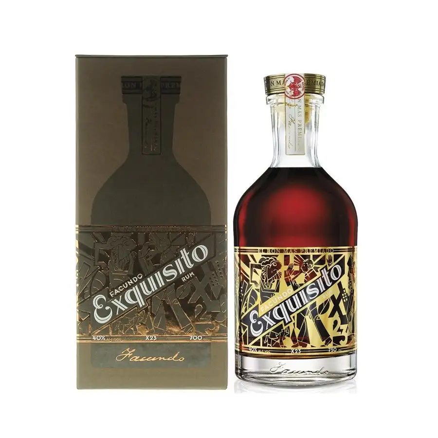 Image of the front of the bottle of the rum Facundo Exquisito