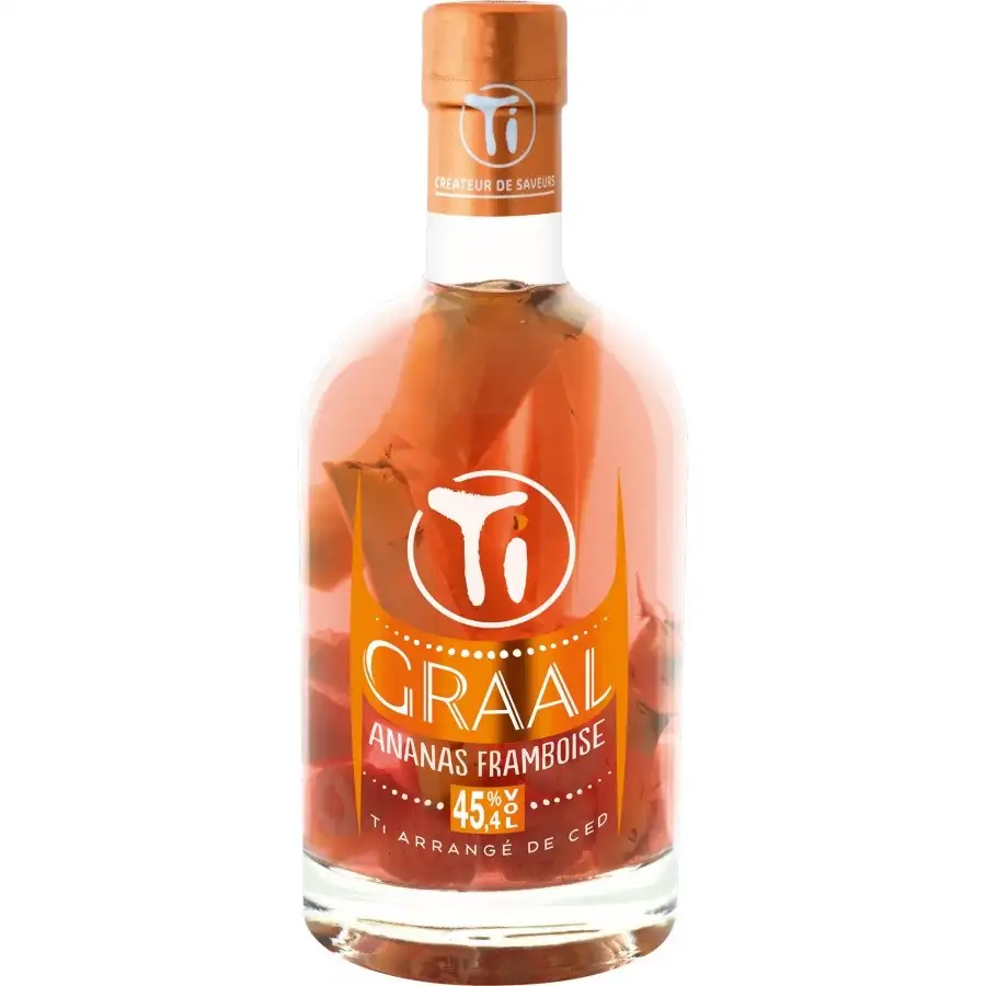 Image of the front of the bottle of the rumGRAAL Ananas Framboise Les Rhums de Ced